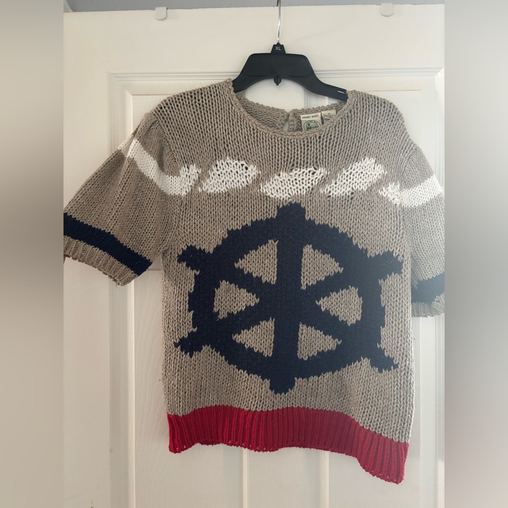 Colter Bay International Sweater, Size medium